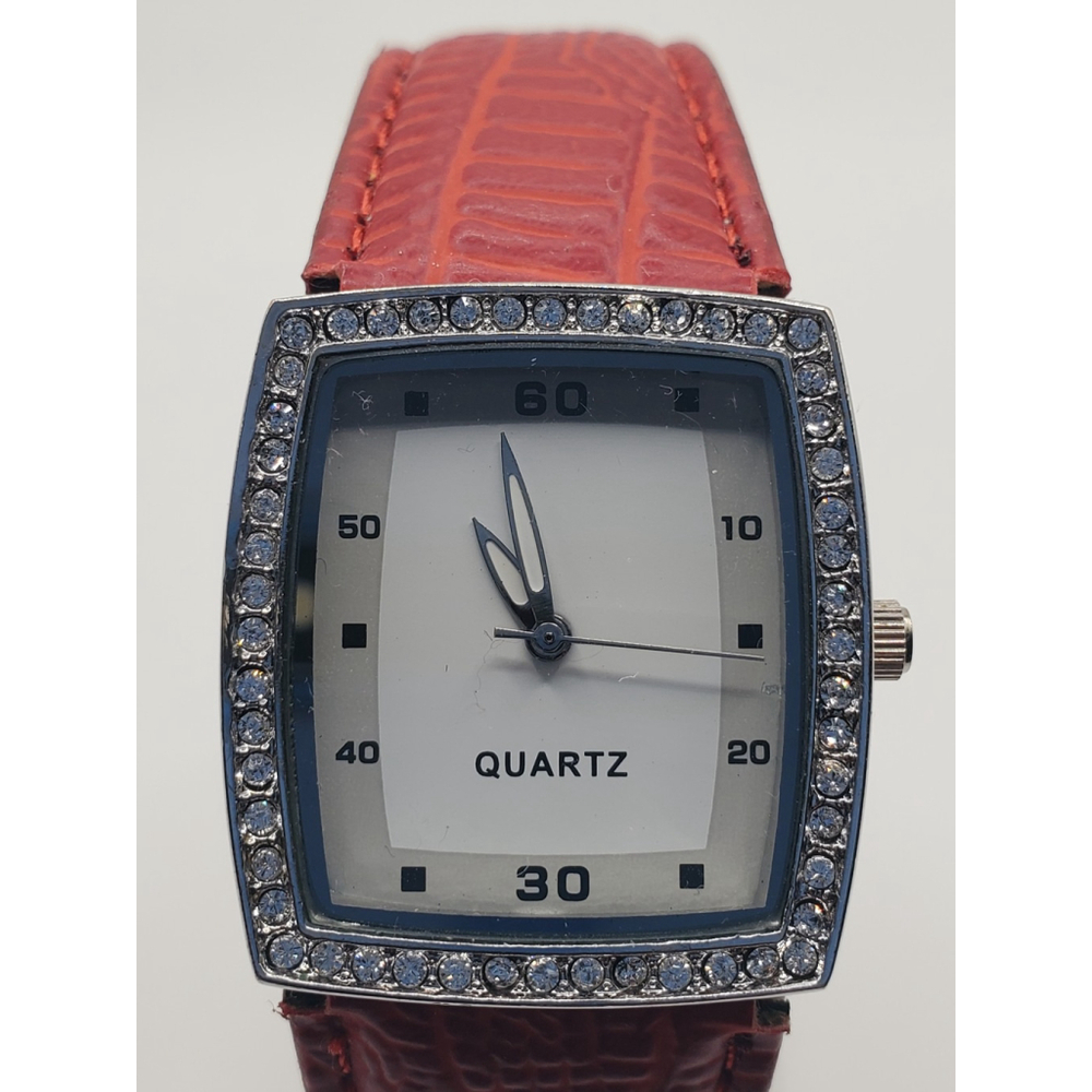 Womens Watch - Picture 2 of 9